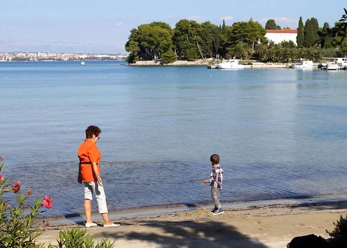 By The Sea Preko, Ugljan - 15669 Преко